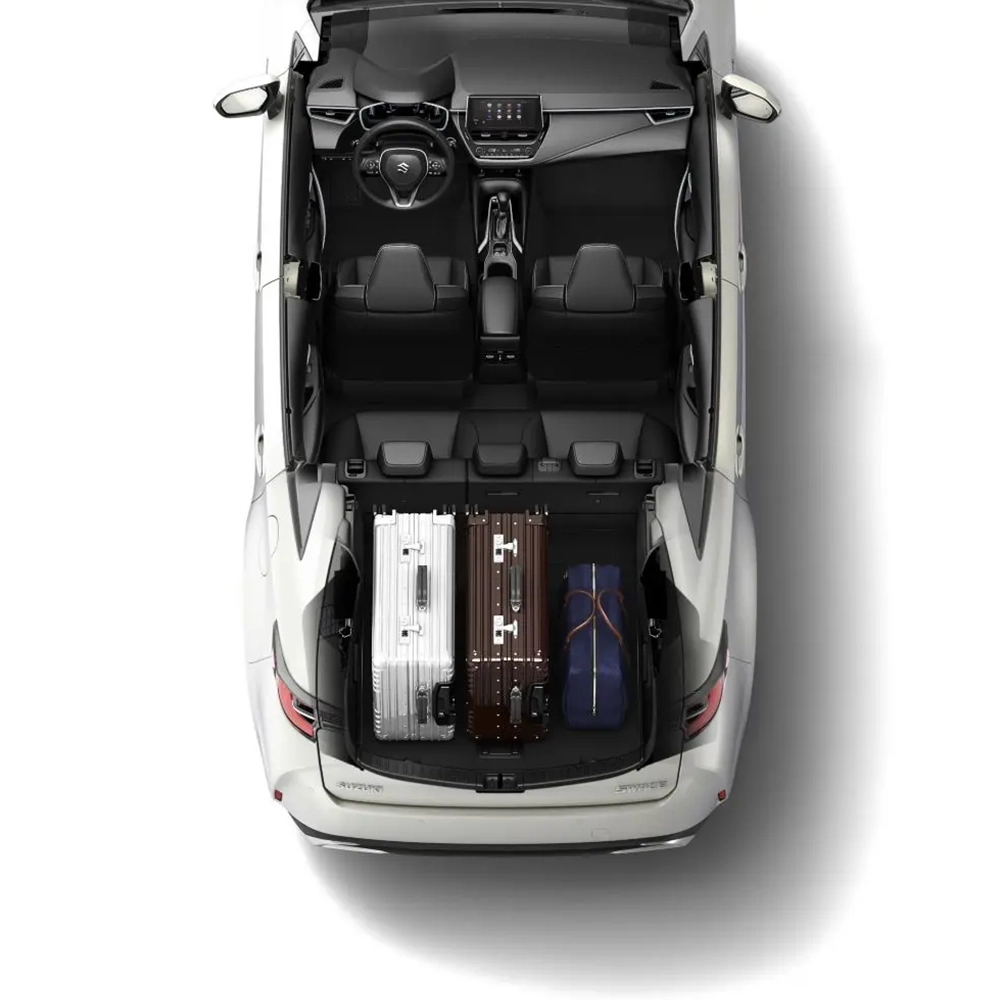 Bagażnik o pojemności 596 litrów System podwójnej, płaskiej podłogi